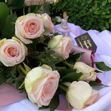 Kép betöltése a galériamegjelenítőbe: Rózsaszín rózsacsokor 7 szálas