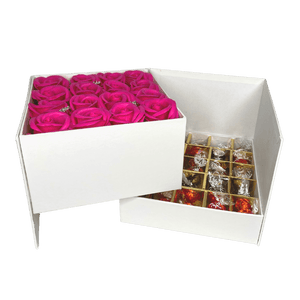 Rózsaszín kinyitható szappanrózsa box Lindt csokigolyóval