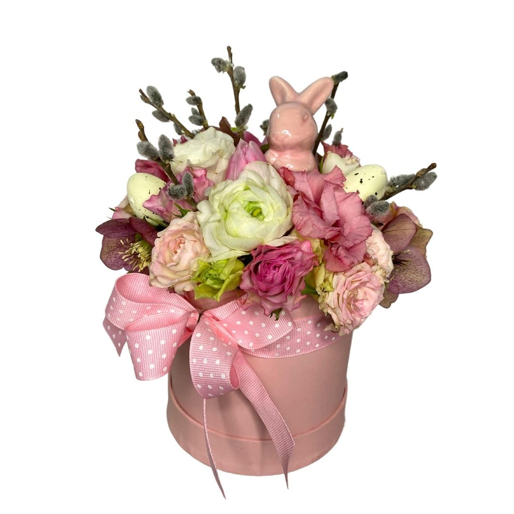 Rózsaszín nyuszis box vágott virágokkal