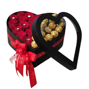 Szív alakú box vörös rózsával és Ferreroval